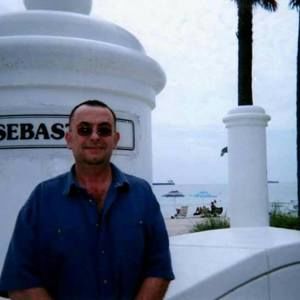 Meet your Posher, Kenneth